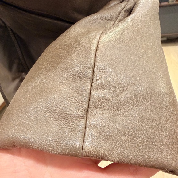 Elegant Lamb Leather coat with real Fur Collar - Picture 10 of 12